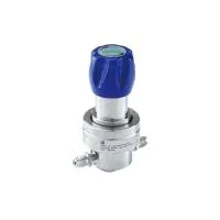 Регулятор AMFLO UHP AU24 Материал: Код Z (Body,Poppet, Nozzle,Diaphragm,Gland-SUS316L,Seat: PCTFE) ; Поверхность 0.25 um; 4х портовый, вх. давл. 159 бар, CV-0.45