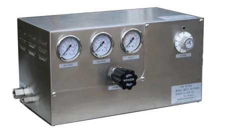 Газовый смеситель двухкомпонентный Pusher M273-50 50m3/h; обл. прим.: Углеки́слый газ,  Аргон, Азот, Кислород, Гелий, Водород; для сварки; входное давление: 7 - 10 бар; выходное давление: 0,5 - 4 бара; газовые соединения: 0.5”FNPT